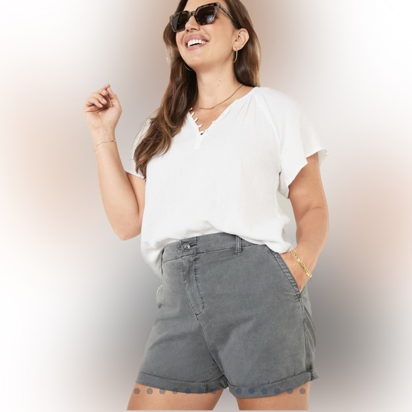 NWT Old Navy Gray Chino Shorts, Med - Picture 2 of 4